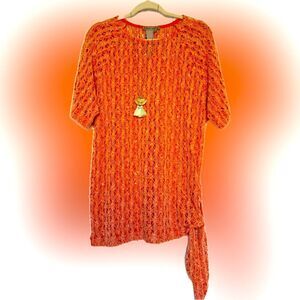 Sharon Young side-tie knot top!